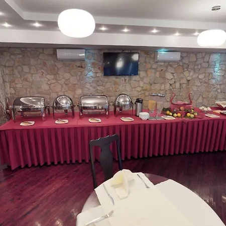 Belveder 4* Pag Town