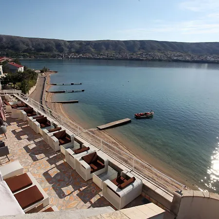 贝尔维德尔酒店