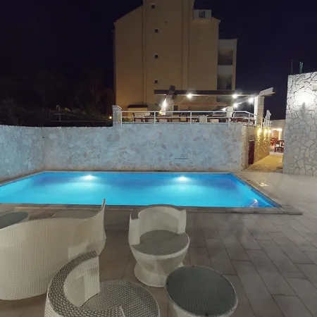 贝尔维德尔酒店 3*