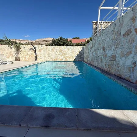 Belveder 4* Pag Town