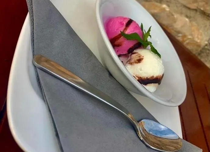 Belveder Szálloda 3*