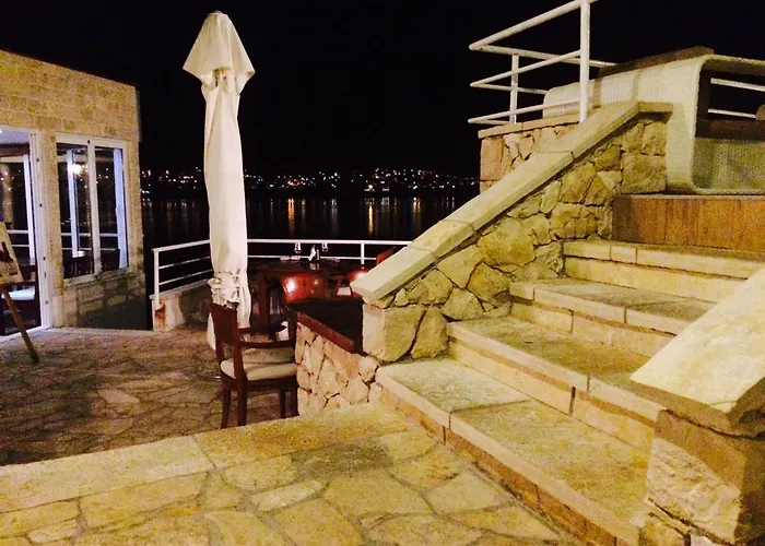 Belveder 4* Pag Town