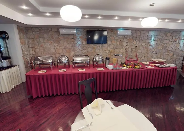 Belveder 4* Pag Town