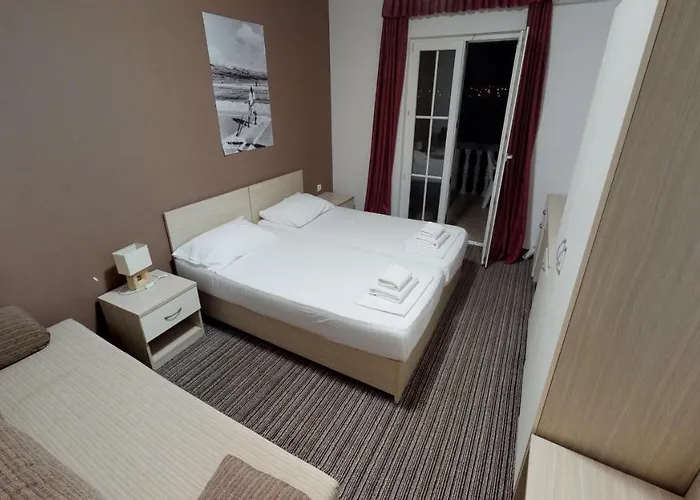 Belveder 4* Pag Town